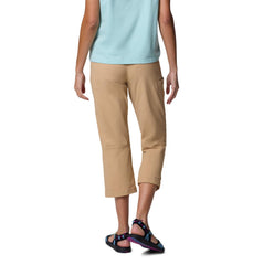 Columbia Leslie Falls Capri II side view showing versatile urban-trail style.