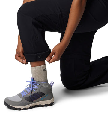 Columbia Leslie Falls omni-shield image showcases rain and stain resistance for everyday adventures