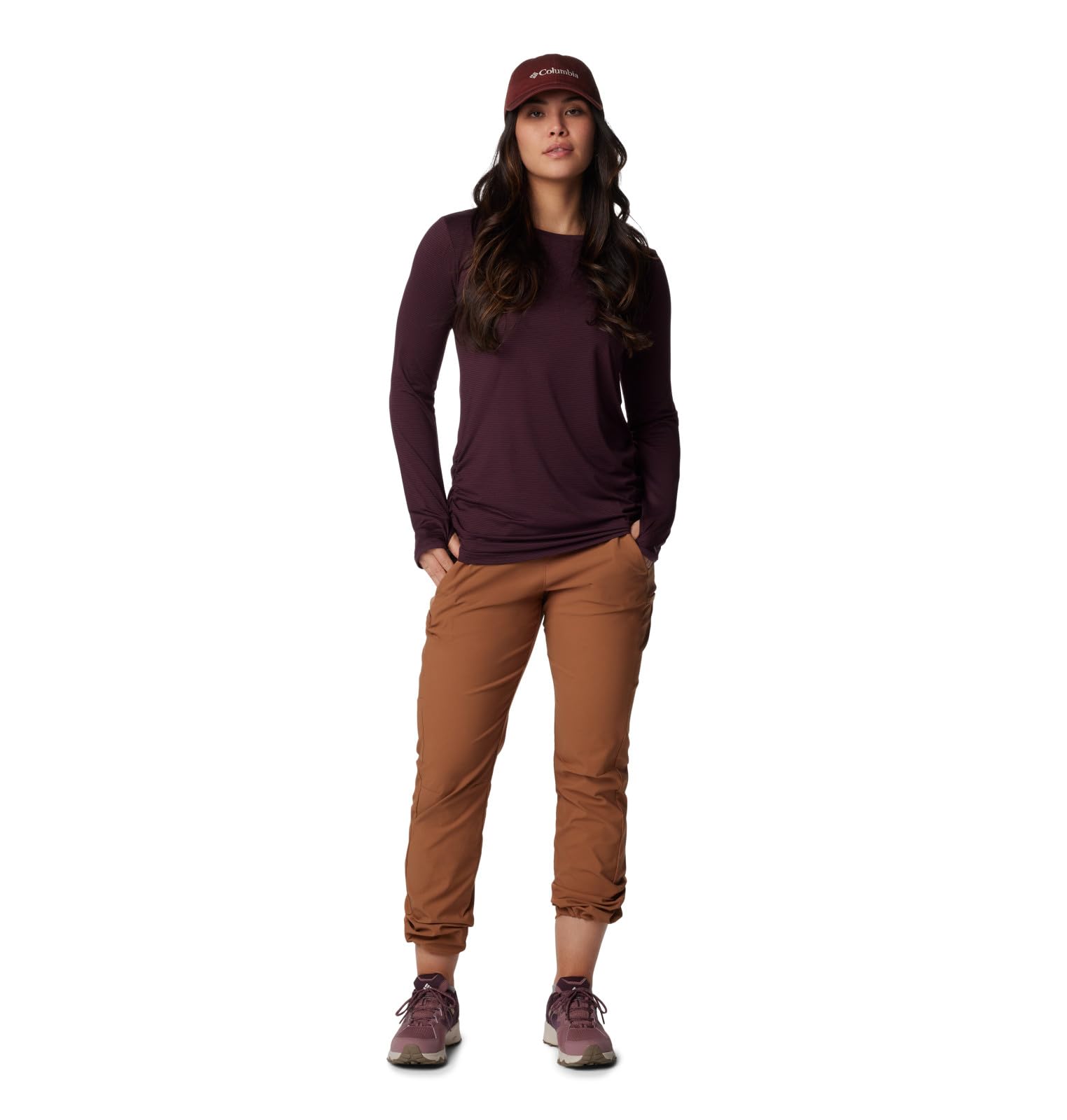 Columbia Leslie Falls Pant waist and pockets detail for secure storage during outings