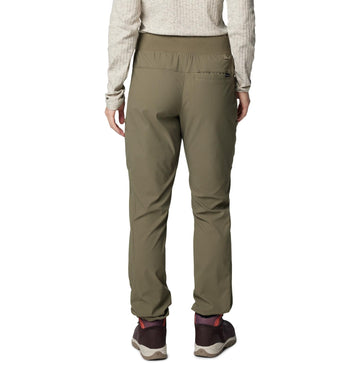 Columbia Leslie Falls pant waistband detail shows comfort waistband for all-day fit.