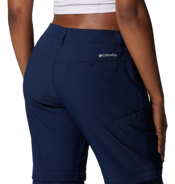 Columbia Leslie Falls pockets show hand pockets and security zipper for valuables.