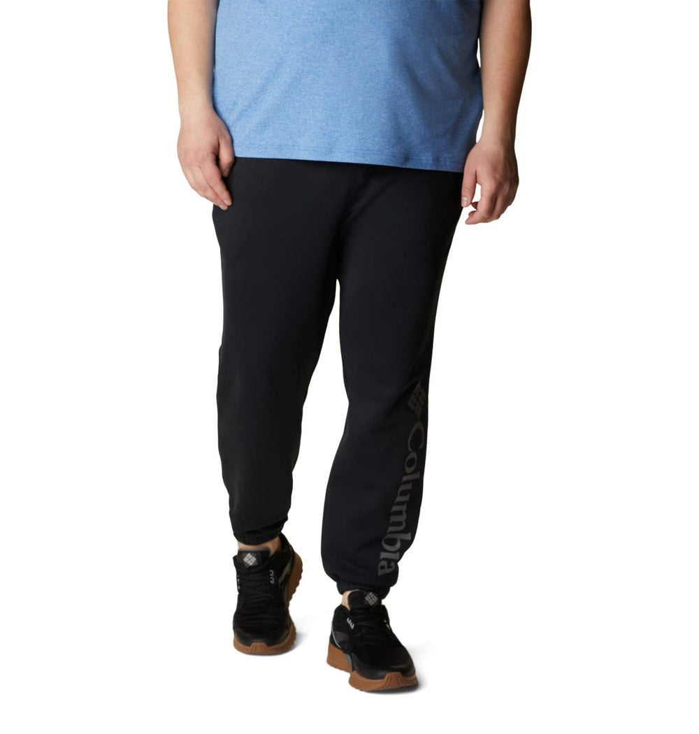 Tapered cuffs on Columbia trek jogger create streamlined silhouette