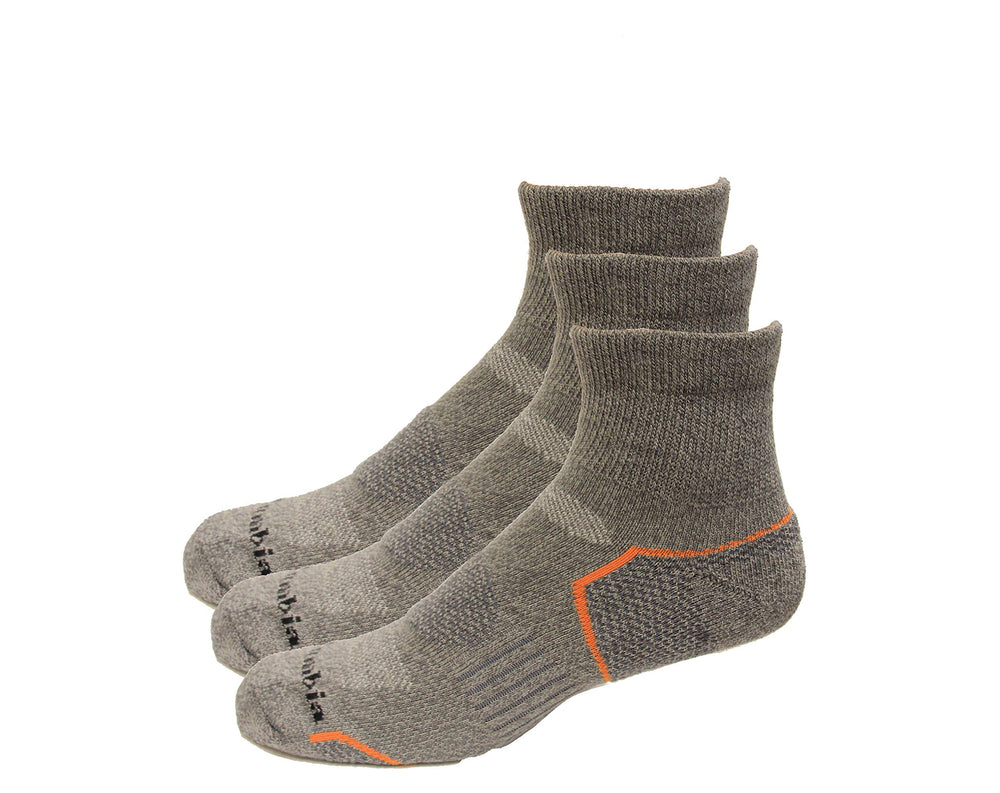 Columbia Mens Walking Socks Quarter in grey for all-day comfort and moisture control during daily walks