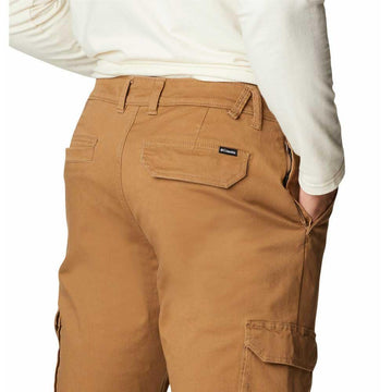 Columbia Pacific Ridge Cargo Pant Delta 30 outdoorsy use shot illustrating rugged all-day comfort