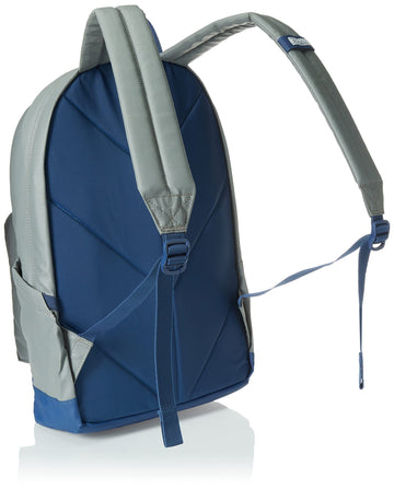Columbia PFG Zigzag 22L laptop sleeve fits devices up to 15 inches securely.
