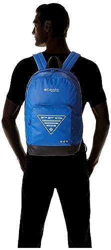 Columbia PFG Zigzag 22L backpack side view highlights compact, lightweight day-use design.