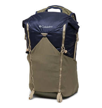 Columbia Tandem Trail 22L backpack front view with organized main compartment for daily use.