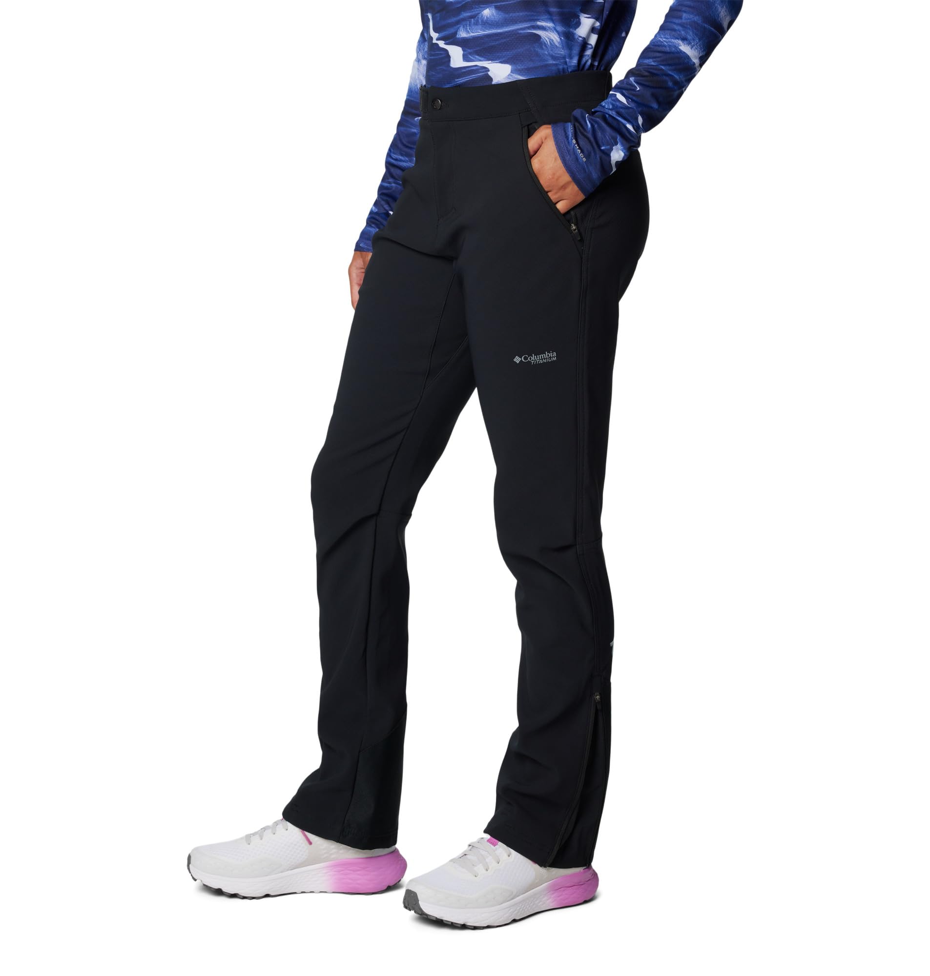Columbia Vast Canyon pants include gusseted leg openings for comfortable layering and boot fit.
