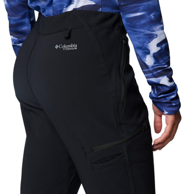 Columbia Vast Canyon pants include a utility loop for quick-access gear.