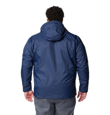 Columbia Watertight II jacket worn by model during outdoor activity.