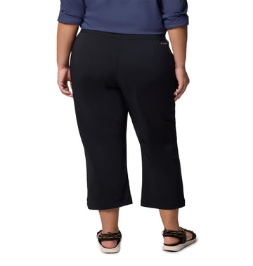 Columbia Women's All Seasons Capri black side vents promote breathable comfort during outdoor activities.