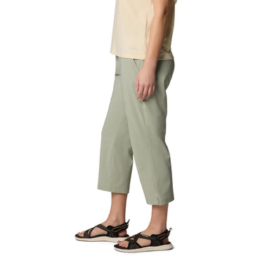 Columbia Women's All Seasons Capri Safari side vent detail for better airflow during wear