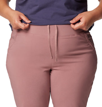 Columbia Women's Anytime Pull-On Pant II Fig extended sizing for versatile fit.