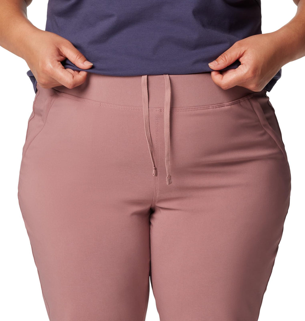 Columbia Women's Anytime Pull-On Pant II Fig extended sizing for versatile fit.