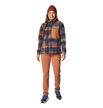 Columbia women's Anytime Slim Pull-On Pant II camel brown zippered pockets enhance practicality