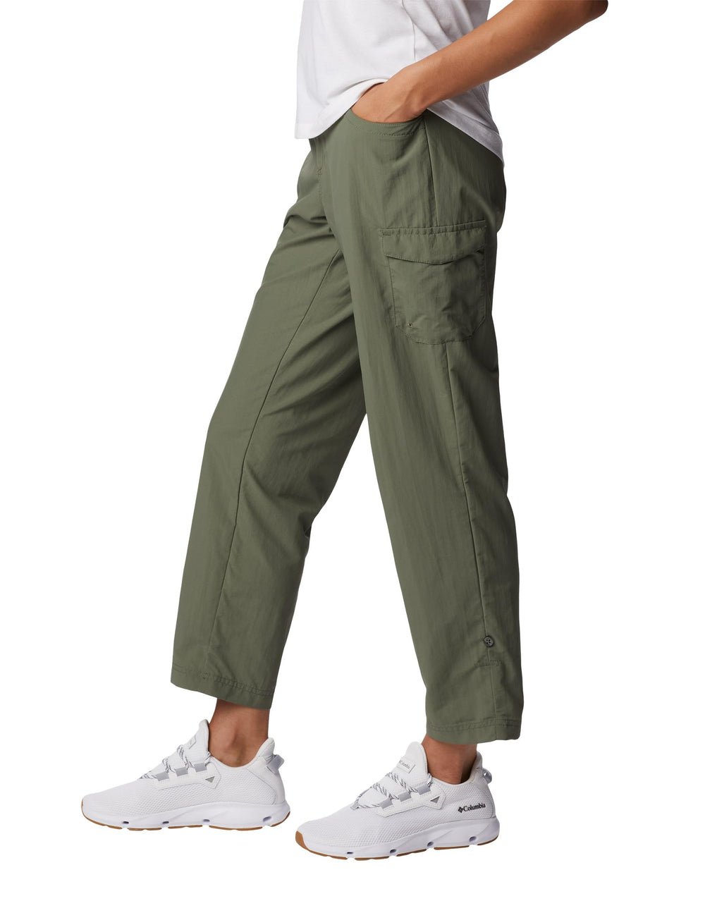 Columbia women's drawcord waist close-up highlights adjustable fit for comfort.