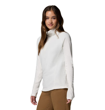 Columbia Glacial IV fleece side profile with tapered waist for a flattering fit