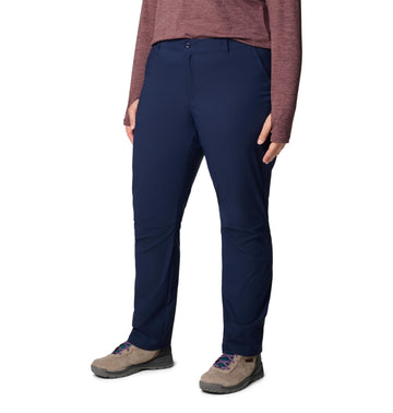 Columbia Leslie Falls II Stretch Pant navy fabric closeup highlights durable stretch and performance-ready weave.