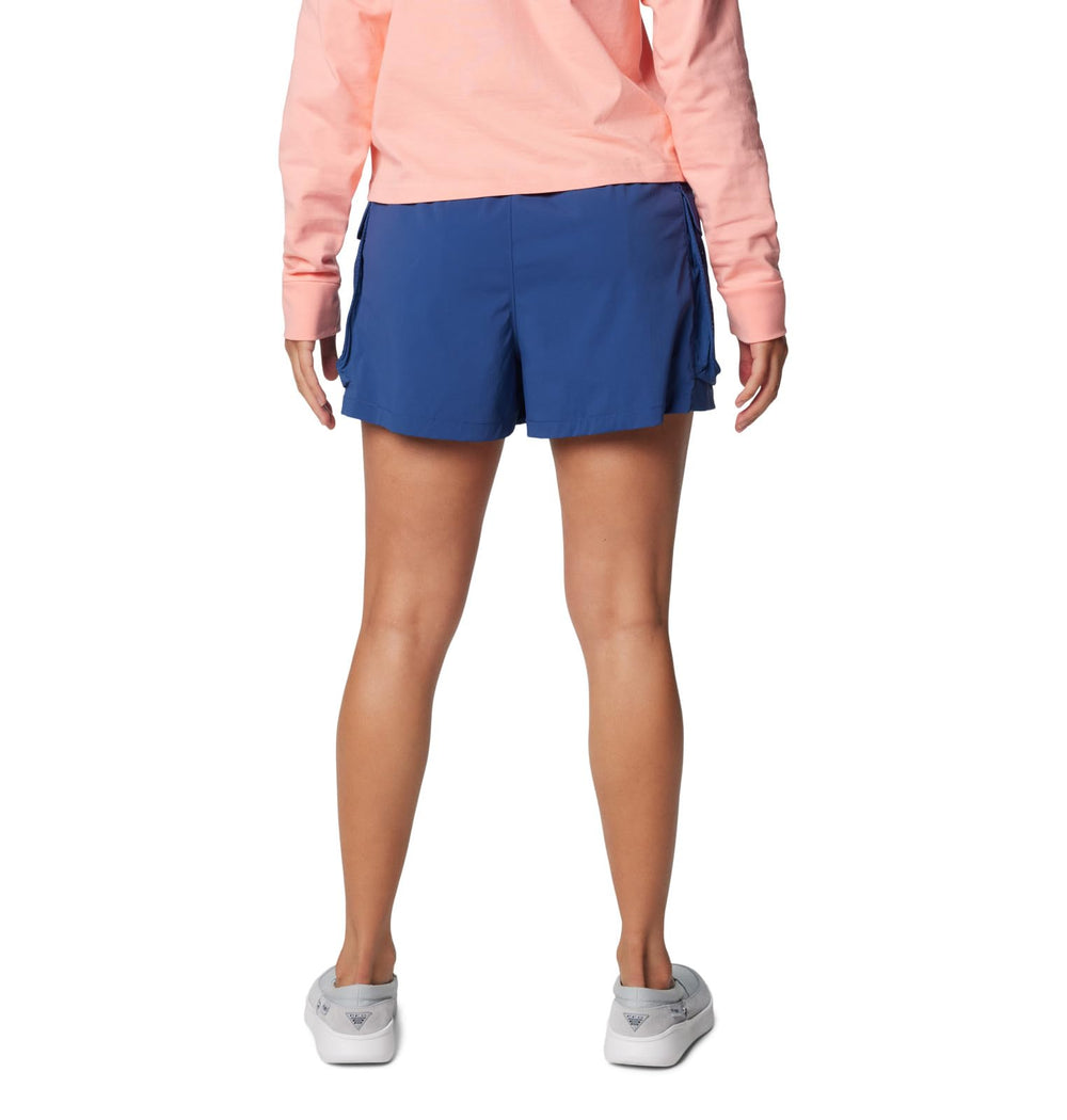 Columbia PFG Open Water Short carbon back view highlighting cargo pockets for on-the-go essentials.