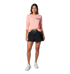 Columbia Women's PFG Open Water Short cargo pockets detail for secure storage