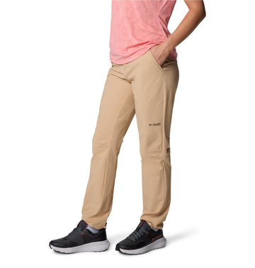 Columbia Women's Summit Valley Pant II close-up of pockets for secure storage.