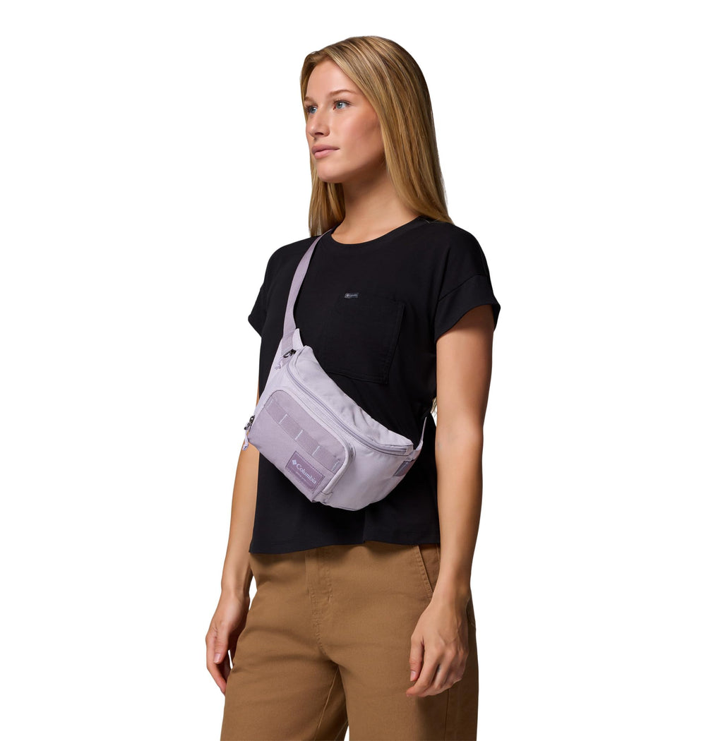 Columbia Zigzag II hip pack compact storage helps snacks and phone.