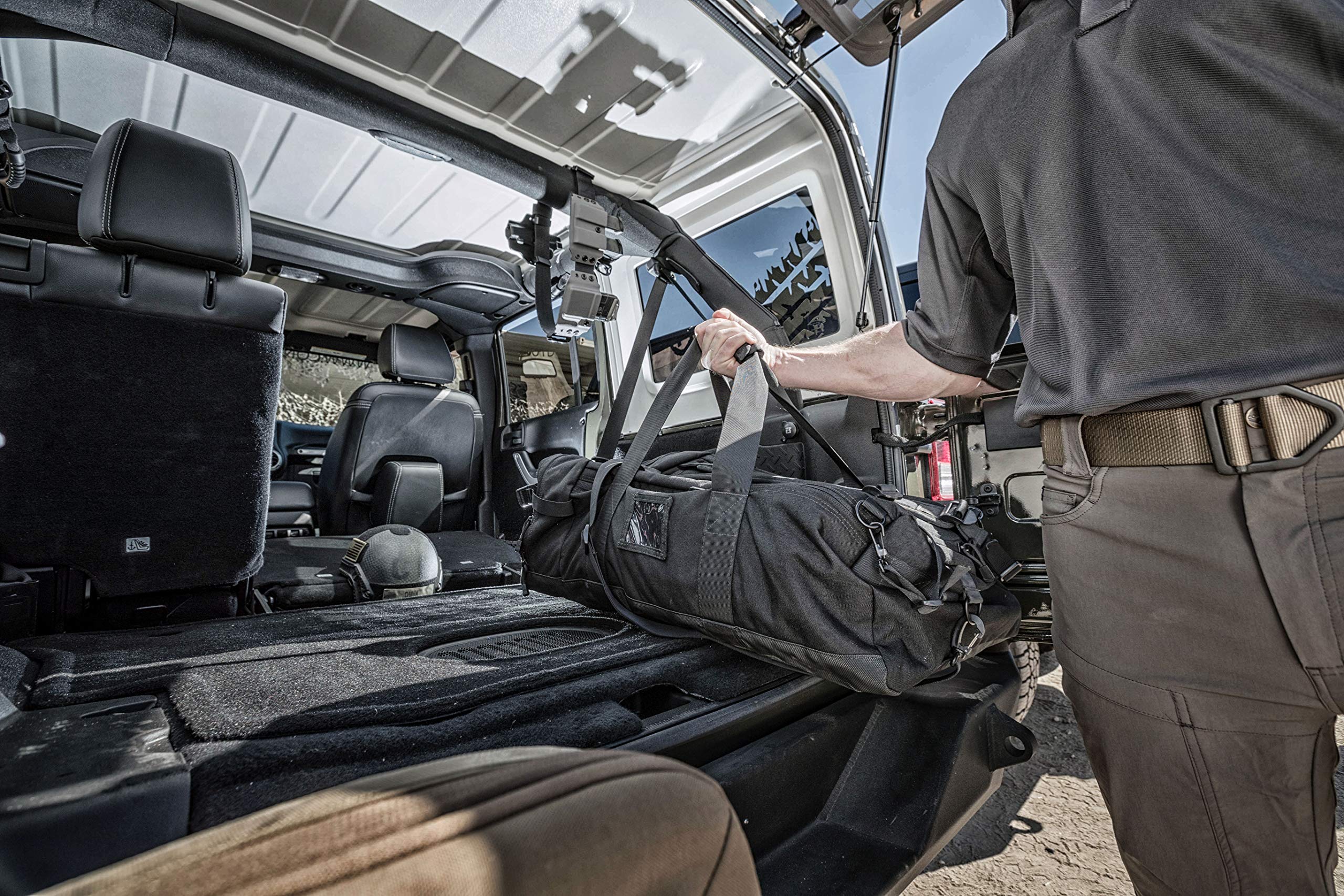Condor Elite COLOSSUS duffle bag side view shows expandable locker for bulky gear and quick access.