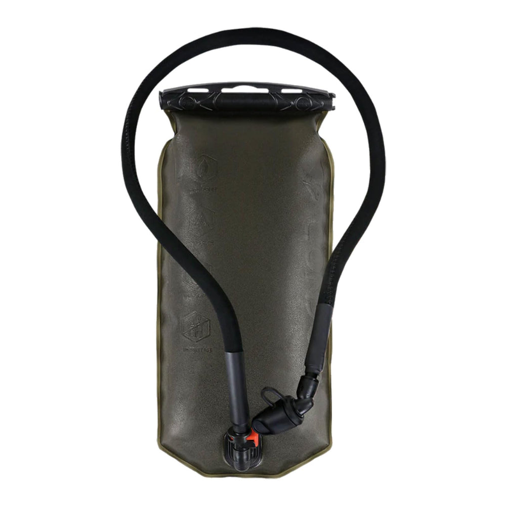 Condor HCB-498 hydration bladder 2.5L, ideal for extended patrols.