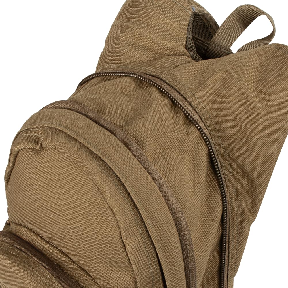 Condor hydration-pack detachable waist belt offers stable carry.