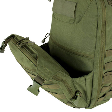 Condor Venture Pack laptop sleeve protects a laptop during travel