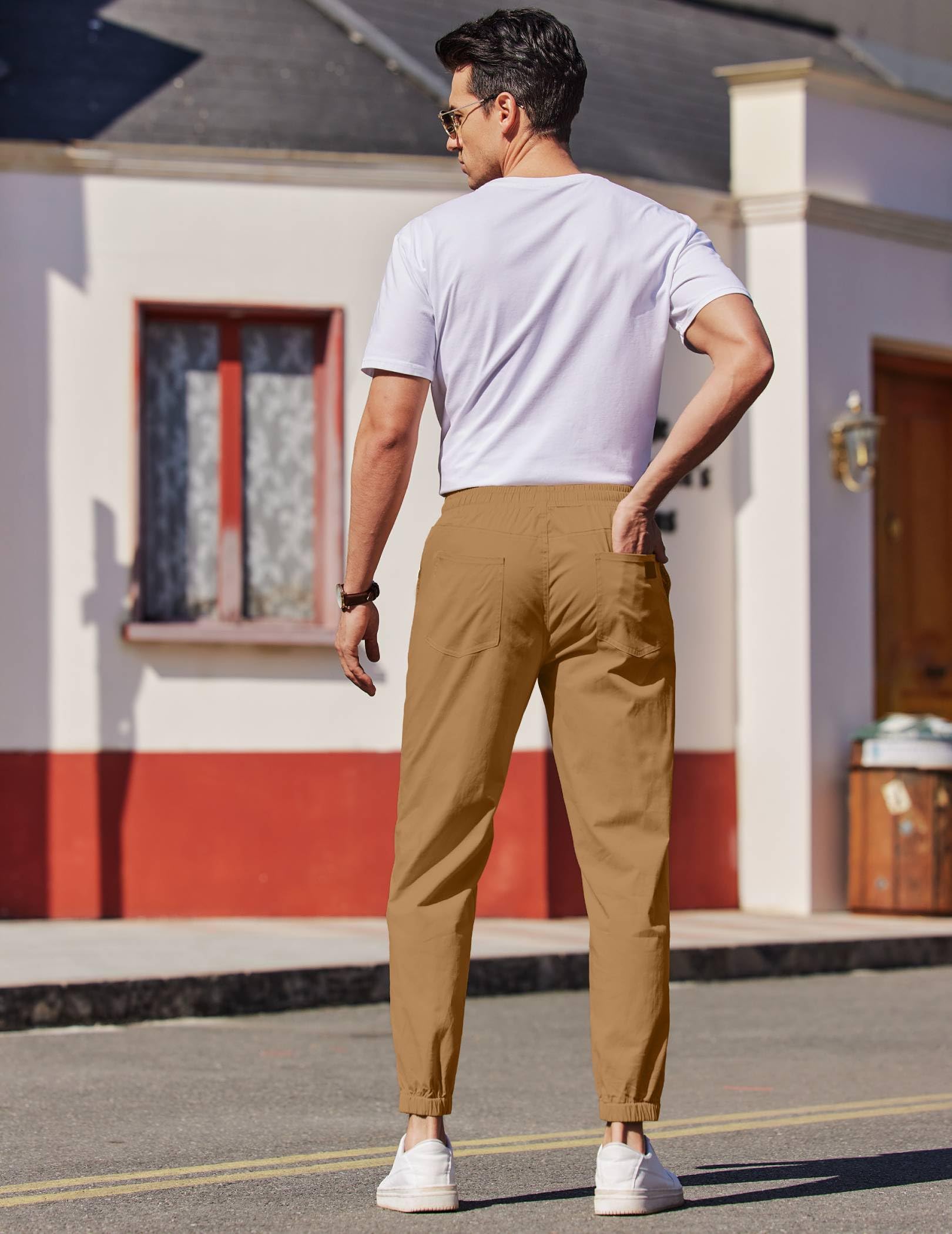 COOFANDY cotton twill joggers brown back pocket emphasizes storage and durability