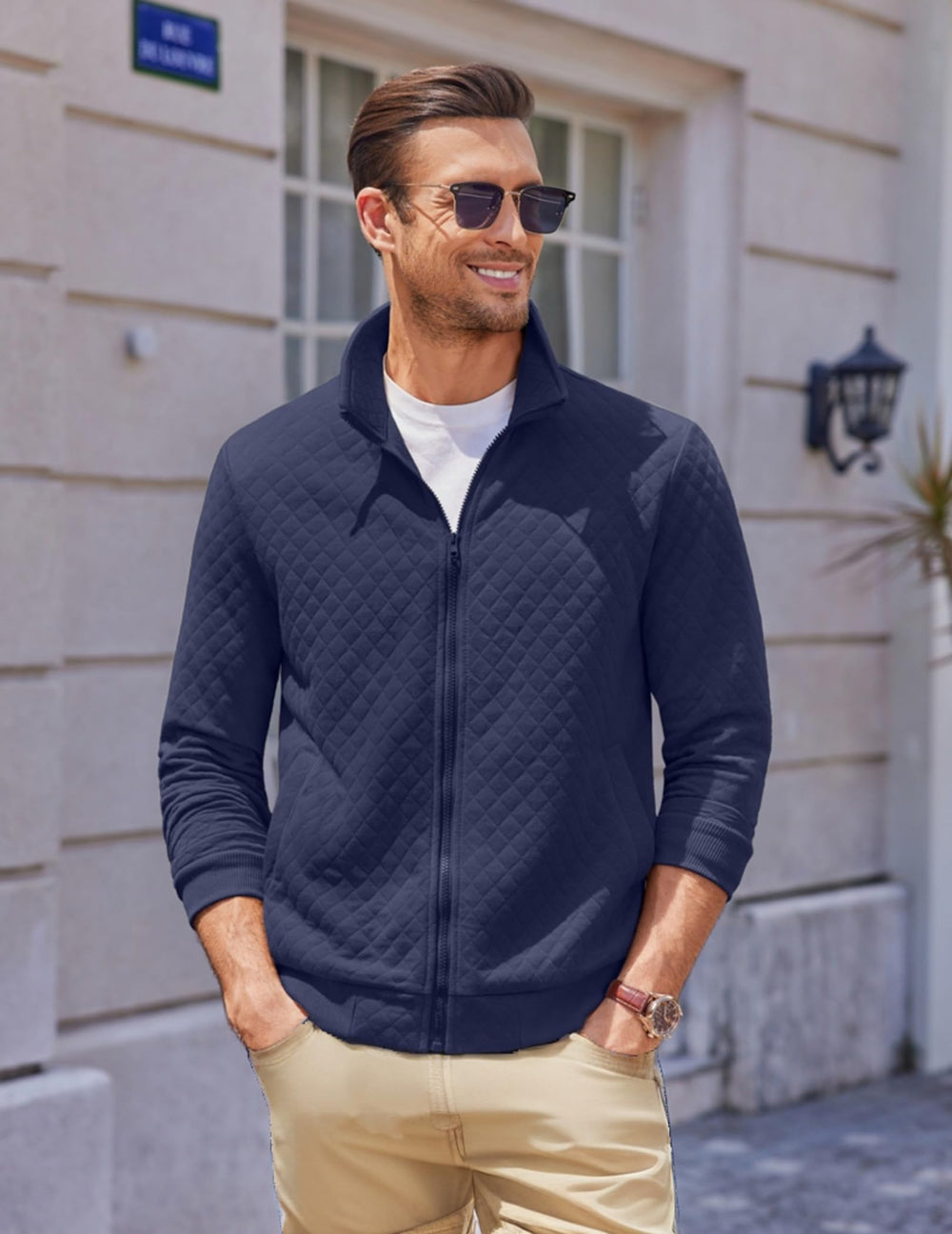 COOFANDY quilted full-zip sweatshirt pocket detail highlights secure storage on busy days