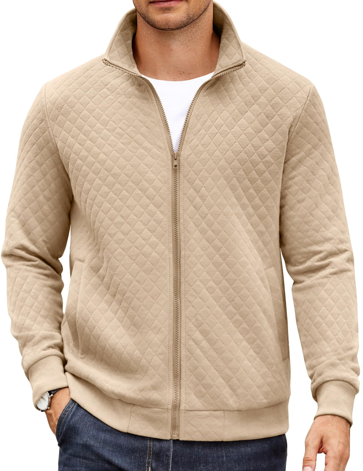 COOFANDY quilted jacket front view shows lightweight warmth for fall layering