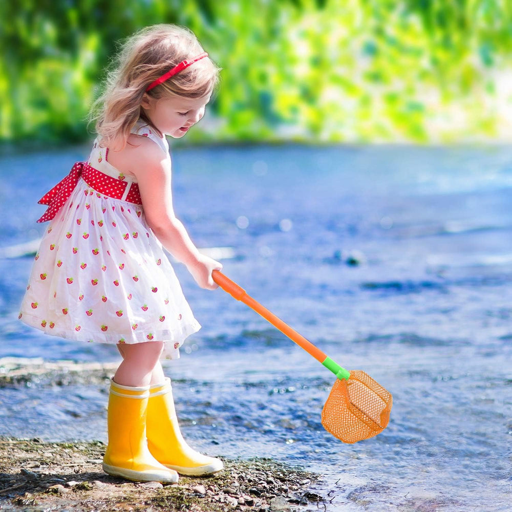 Package contents showing 8 catching nets