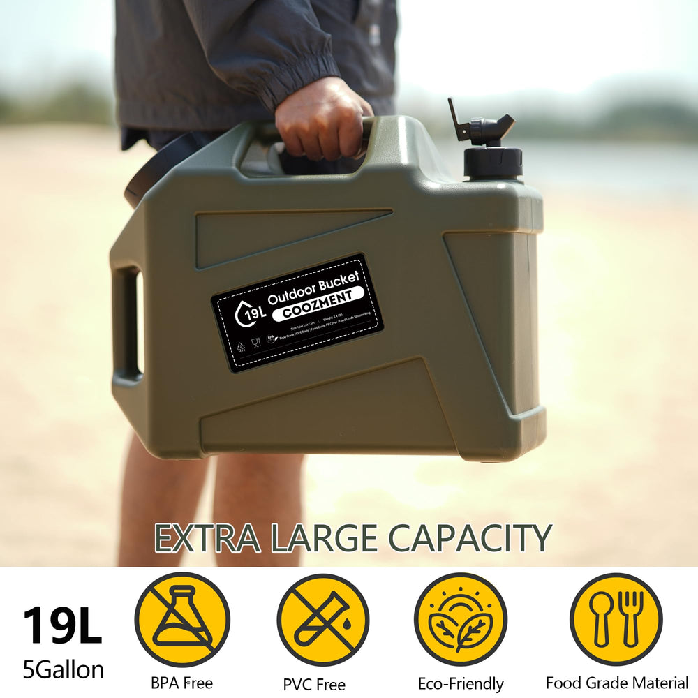 COOZMENT water container green tank ready for bulk outdoor storage