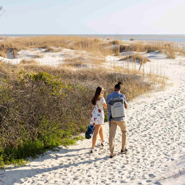CORE front-pocket waterproof keeps essentials dry on beach days and picnics.