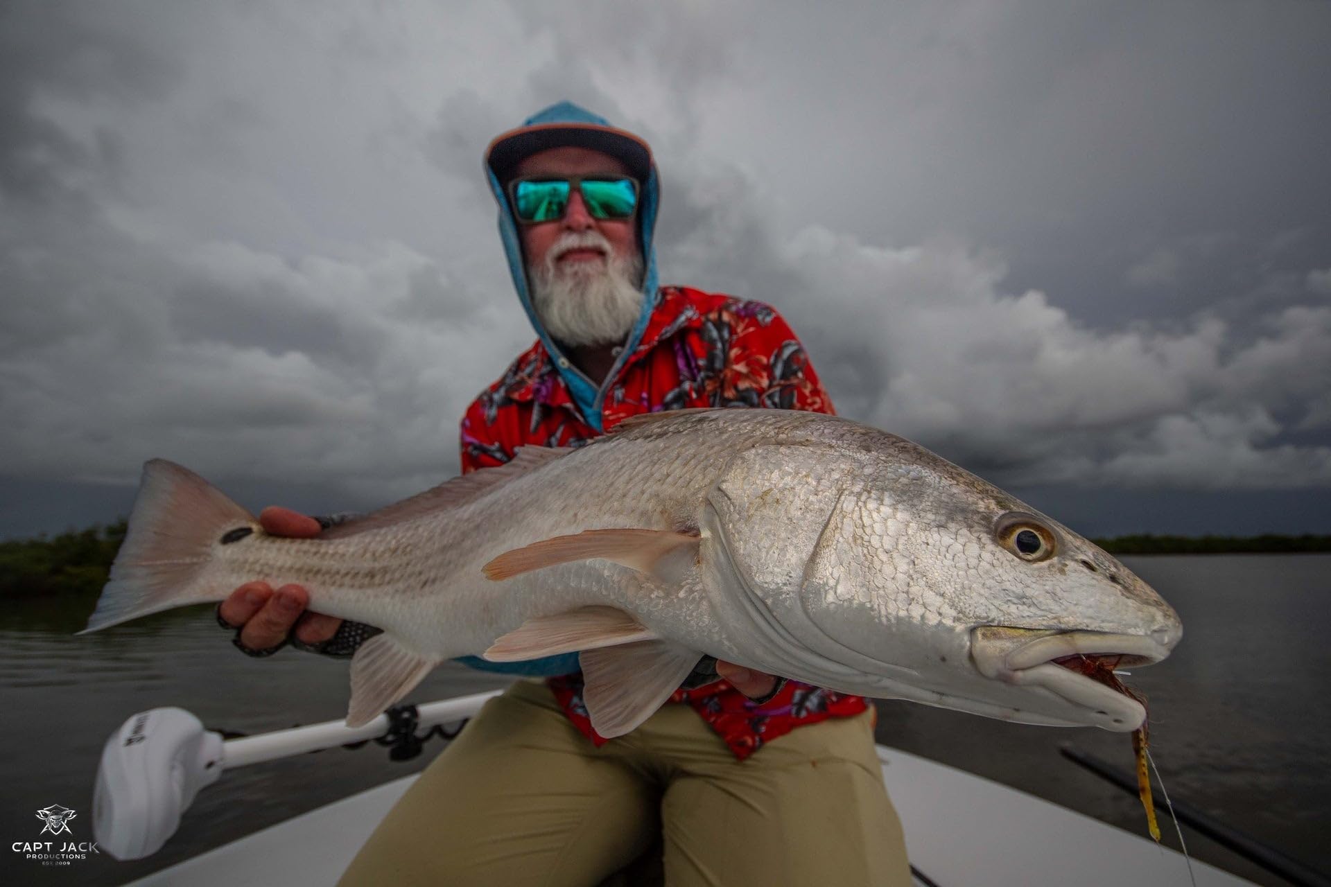 Cortland Tropic Plus Redfish Line coating detail emphasizes heat resistance and slick control.