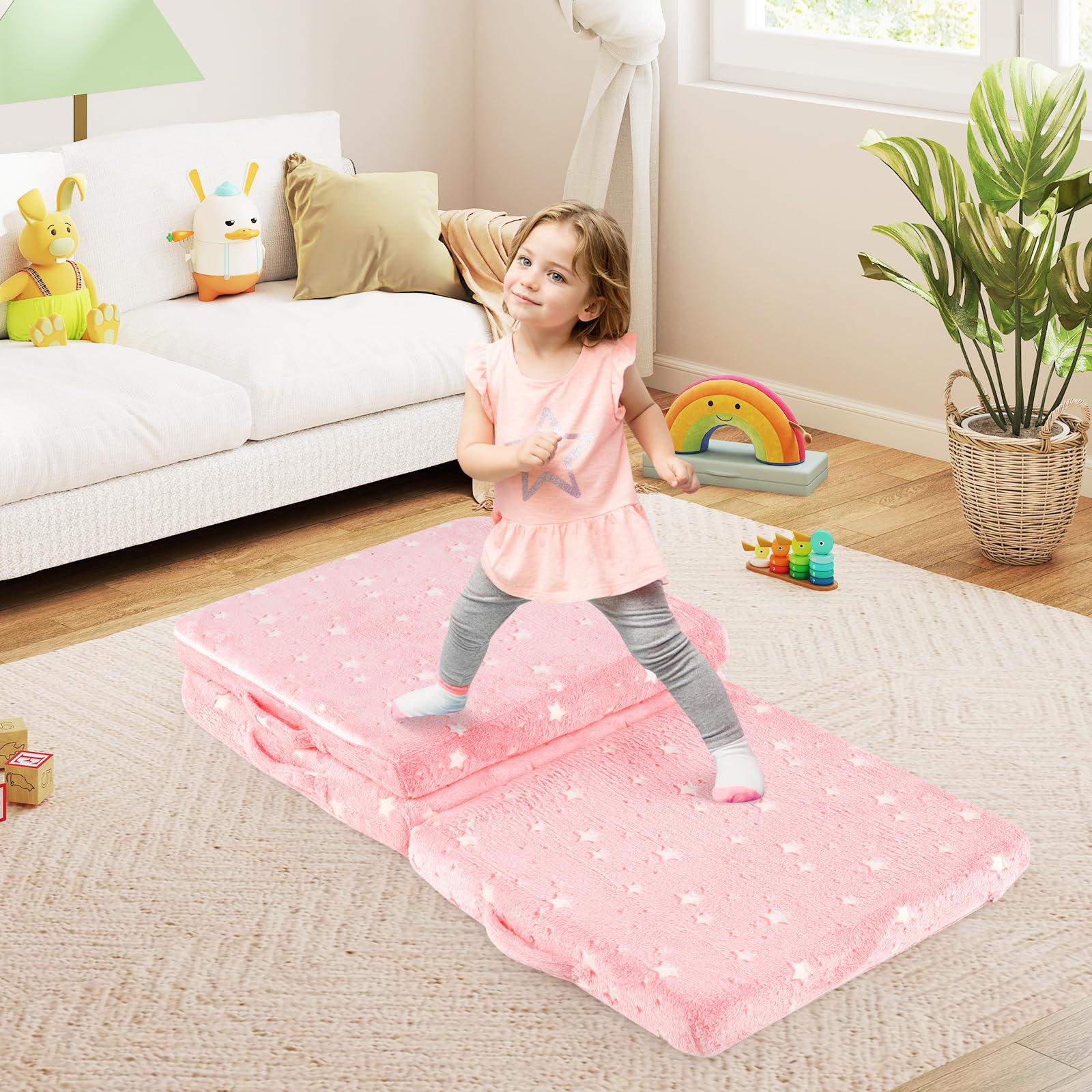 Costzon storage bag simplifies packing for travel, daycare, or camping.