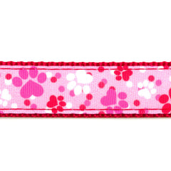 Country Brook Design nylon webbing detail showing heavy-duty strength.