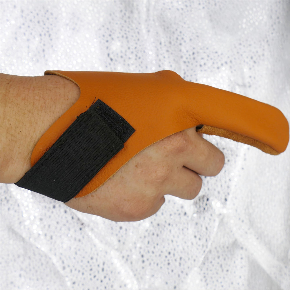 Soft cowhide finger glove with adjustable fit on palm