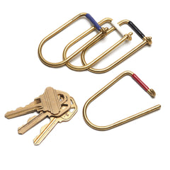 Craighill Wilson keyring with red enamel stripe detail for fast key retrieval and style.