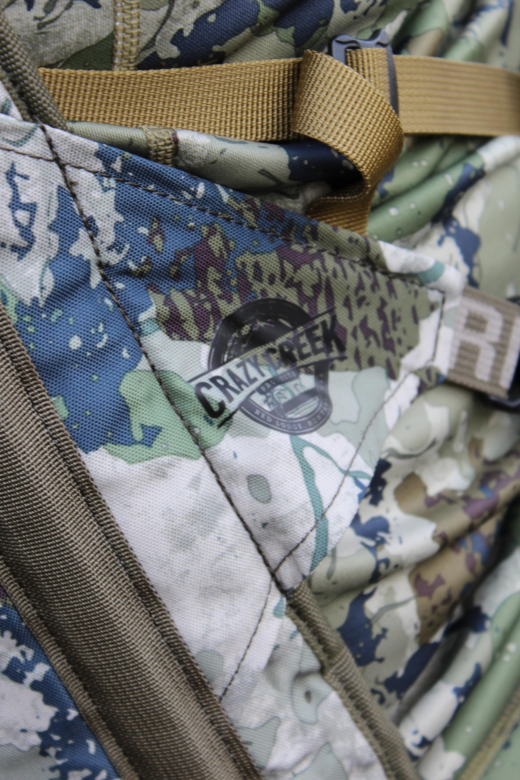 Crazy Creek HEX 2.0 LongBack Chair easy-packability for hikes and beach days.