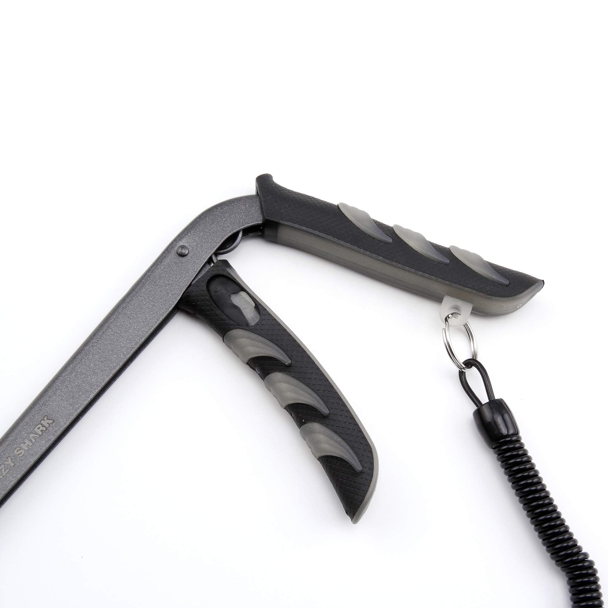 Hookout tool being used in freshwater environment