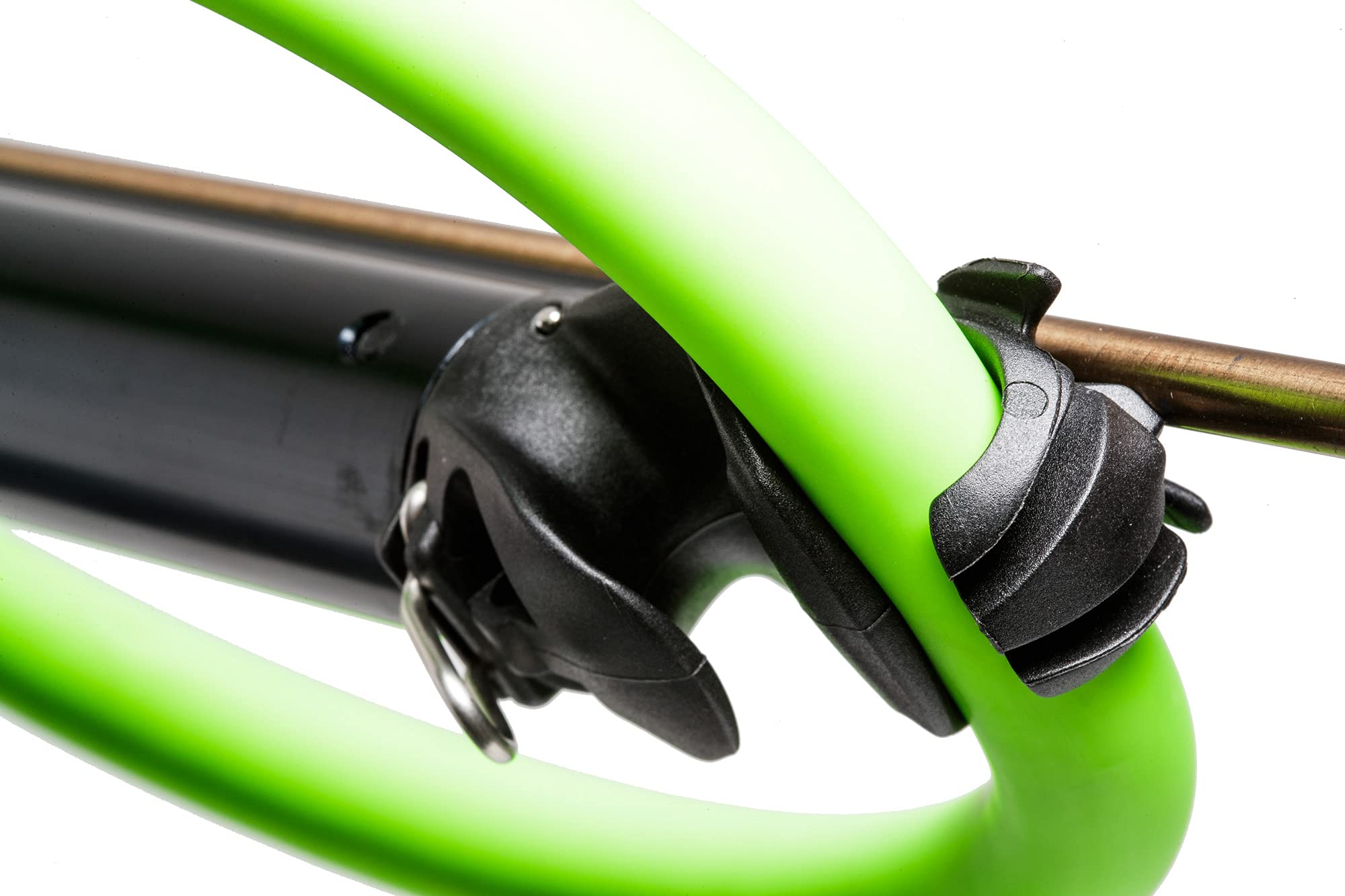 Cressi Cherokee Exo 110 Lime open-muzzle cobra design reduces friction during reload