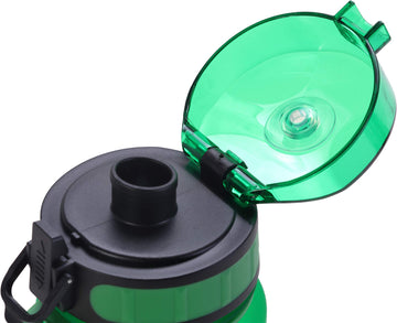 Cressi H2O Frosted bottle fits most cup holders for easy transport.