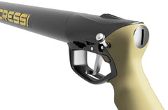 Cressi Mach with steel trigger offers sensitive control for precise firing.