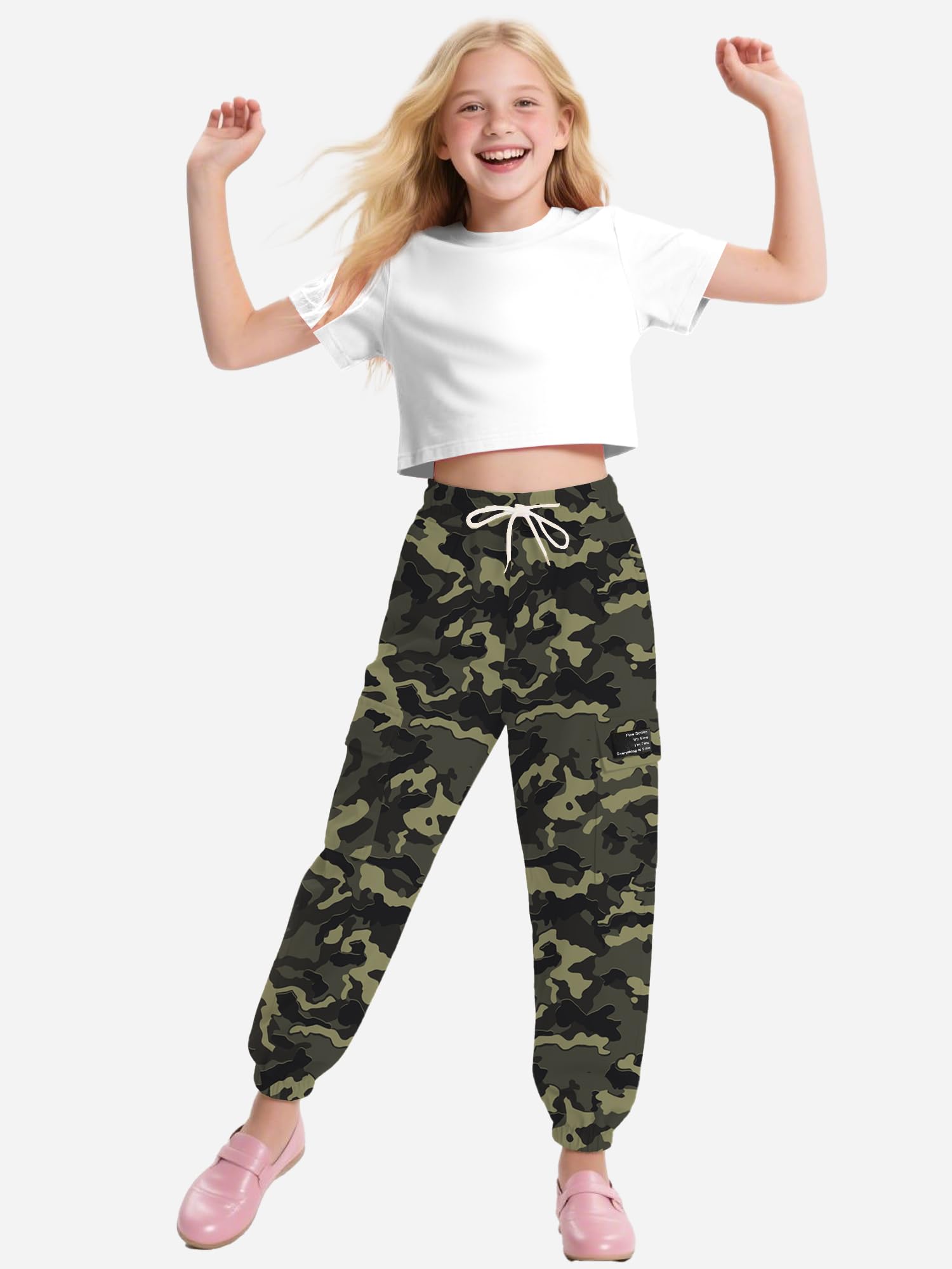 Cromoncent pants soft breathable fabric keeps you comfortable in varying conditions.