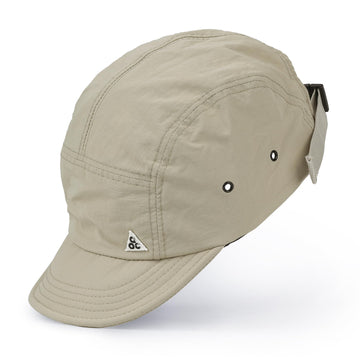 Back buckle closure adjustable strap on cap