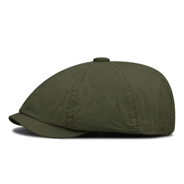 Outdoor-ready Croogo flat cap worn outdoors