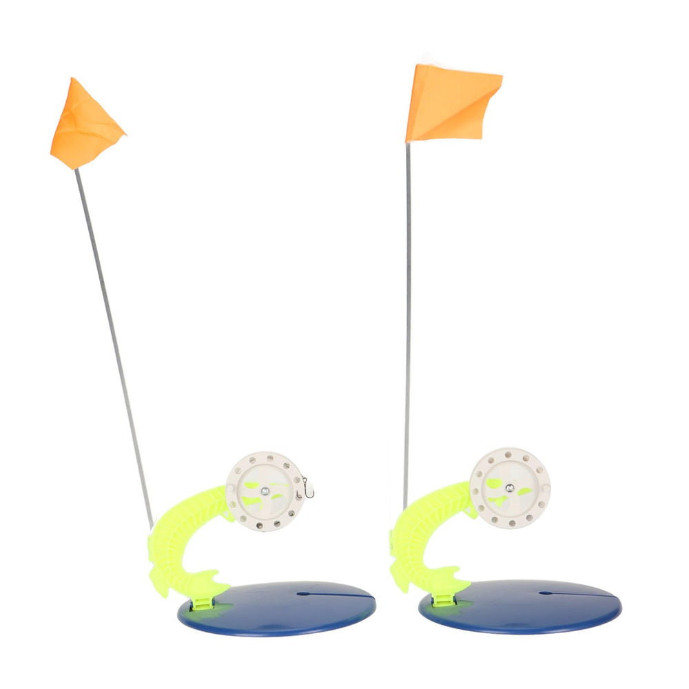 Cryfokt ice fishing flag on water demonstrates reliable visibility from a distance.